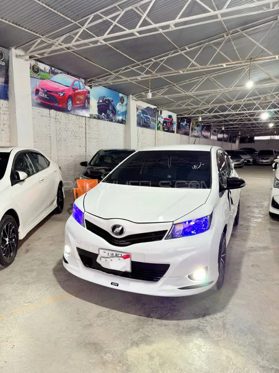 Toyota Vitz 2011 for Sale in Quetta Image-1