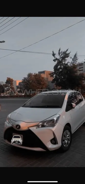 Toyota Vitz 2017 for Sale in Gujranwala Image-1