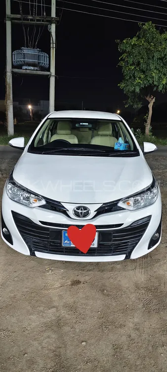 Toyota Yaris Sedan 2021 for Sale in Lahore Image-1