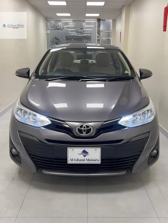 Toyota Yaris Sedan 2021 for Sale in Karachi Image-1