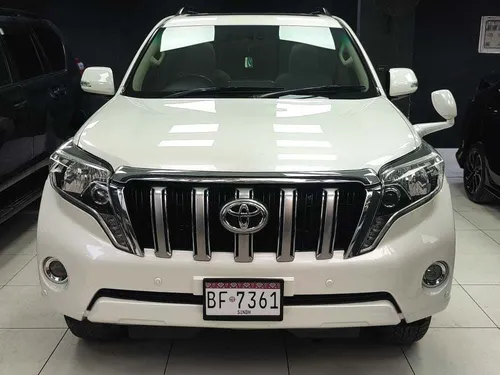 ٹویوٹا پراڈو ٹی ایکس ۴.۰ 2009 for Sale ٹویوٹا پراڈو ٹی ایکس ۴.۰ 2009 for Sale