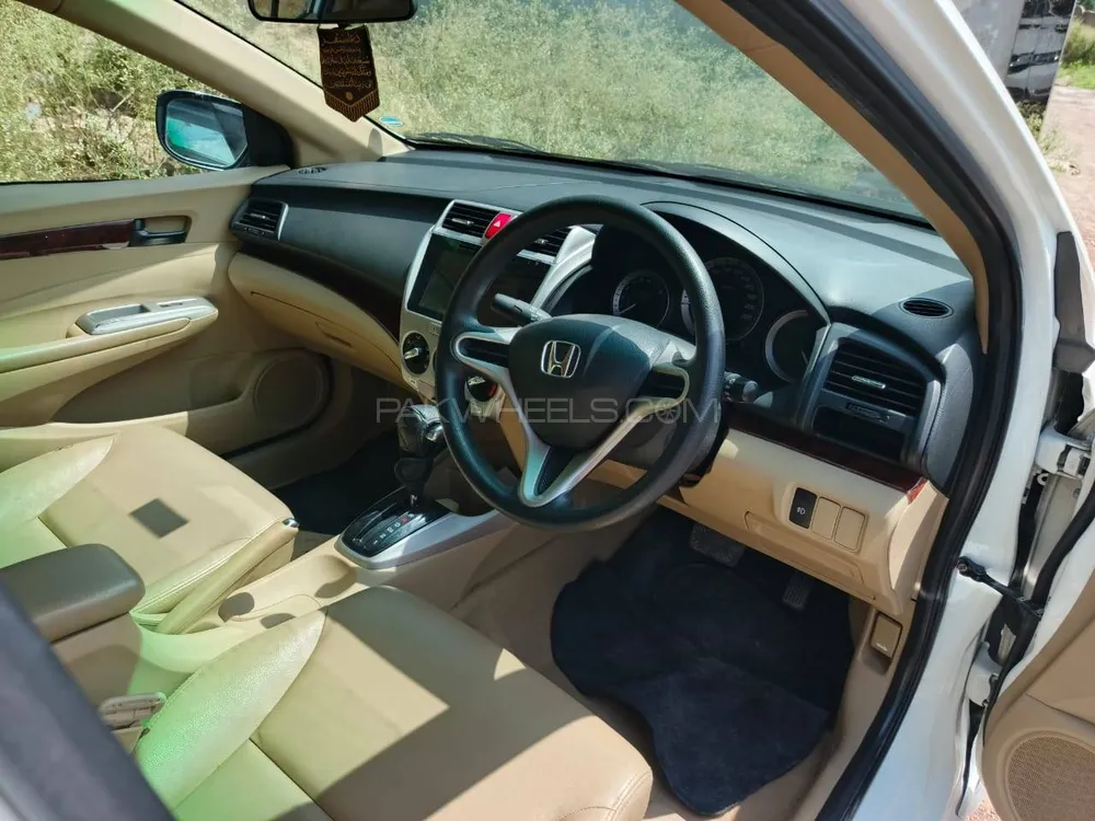 Honda City 2018 for Sale in Abbottabad Image-1