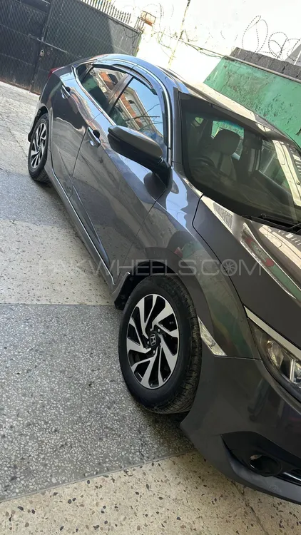 Honda Civic 2017 for Sale in Islamabad Image-1