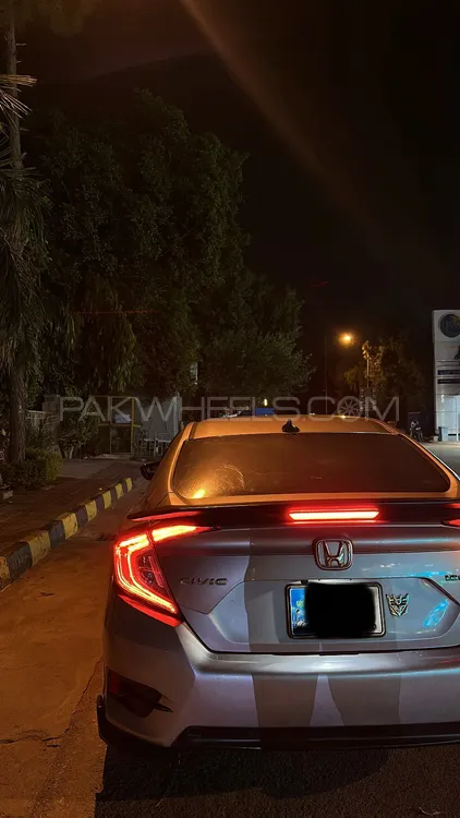 Honda Civic 2018 for Sale in Islamabad Image-1