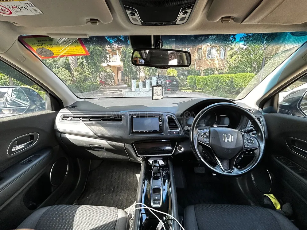 Honda Vezel 2019 for Sale in Lahore Image-1