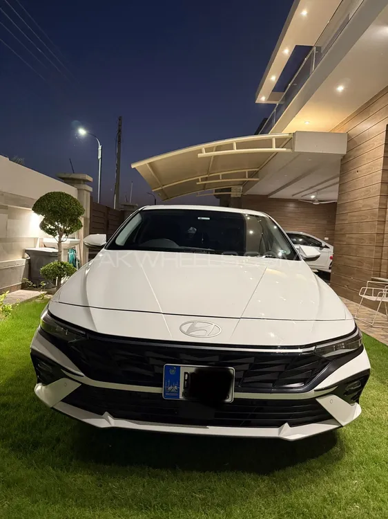 Hyundai Elantra 2025 for Sale in Lahore Image-1