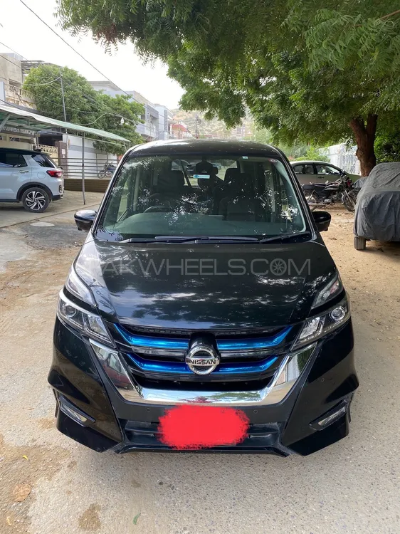 Nissan Serena 2018 for Sale in Karachi Image-1