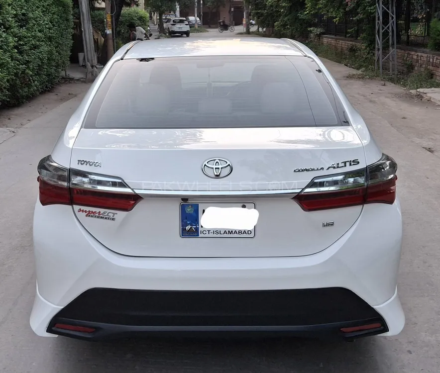 Toyota Corolla 2020 for Sale in Rawalpindi Image-1