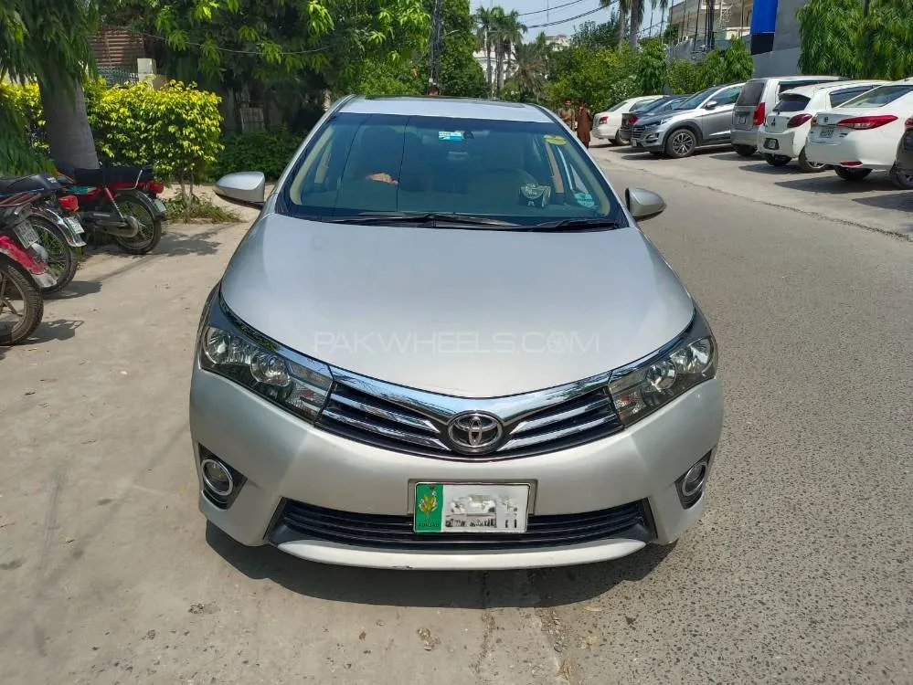 Toyota Corolla 2016 for Sale in Lahore Image-1