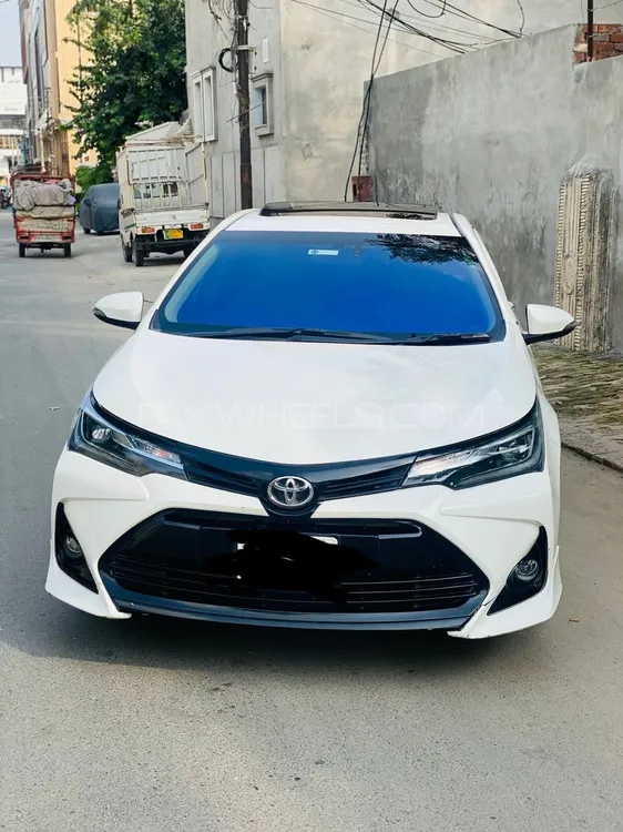 Toyota Corolla 2020 for Sale in Faisalabad Image-1