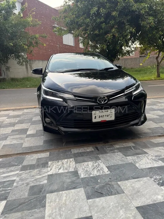 Toyota Corolla 2021 for Sale in Lahore Image-1