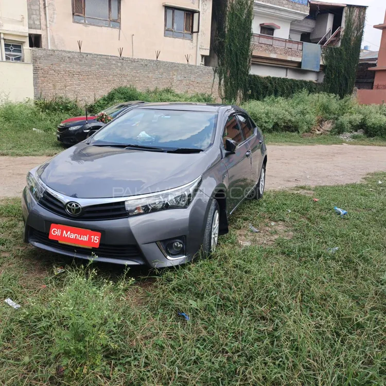 Toyota Corolla 2015 for Sale in Karachi Image-1