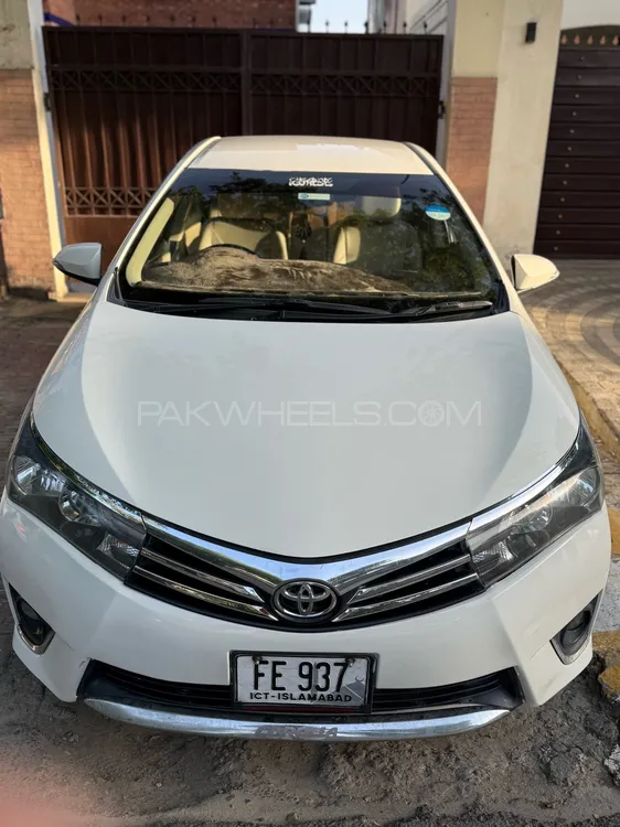 Toyota Corolla 2015 for Sale in Lahore Image-1