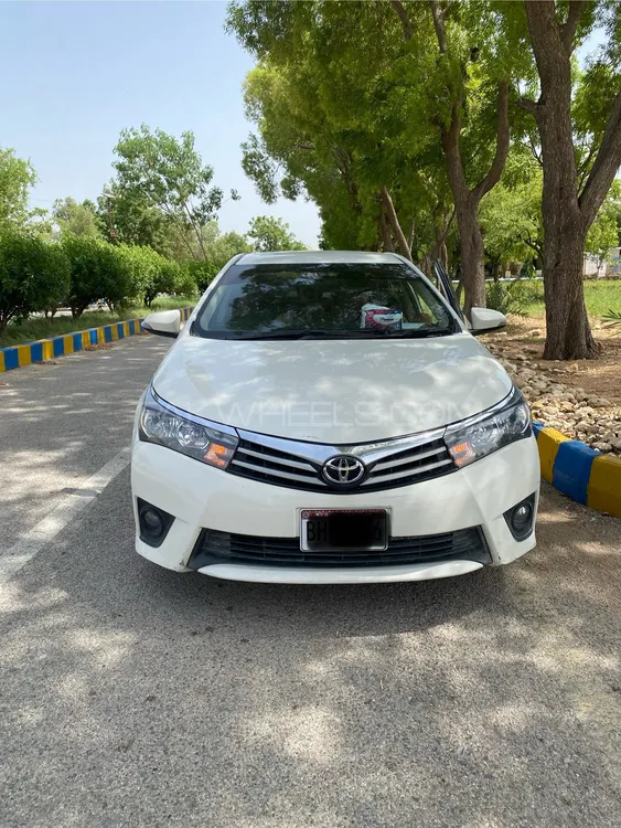 Toyota Corolla 2017 for Sale in Karachi Image-1