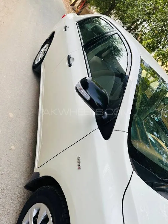 Toyota Corolla 2013 for Sale in Faisalabad Image-1