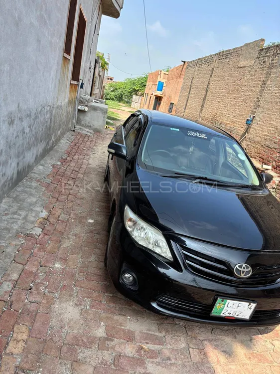 Toyota Corolla 2014 for Sale in Faisalabad Image-1