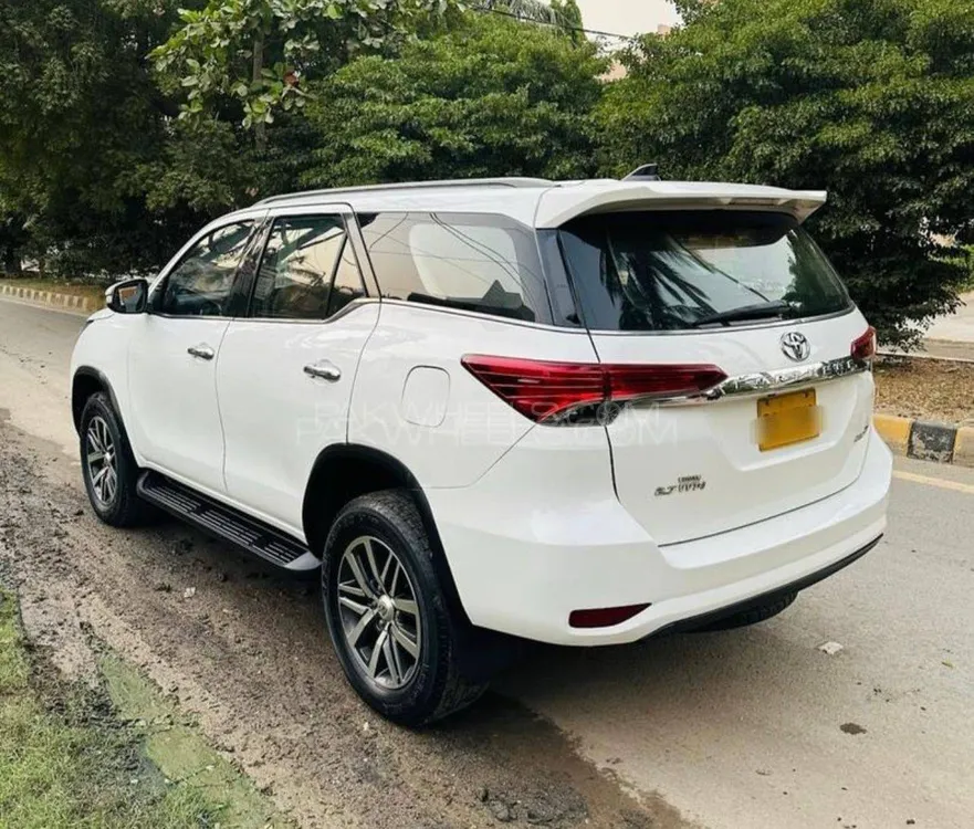 Toyota Fortuner 2017 for Sale in Karachi Toyota Fortuner 2017 for Sale in Karachi Image-6