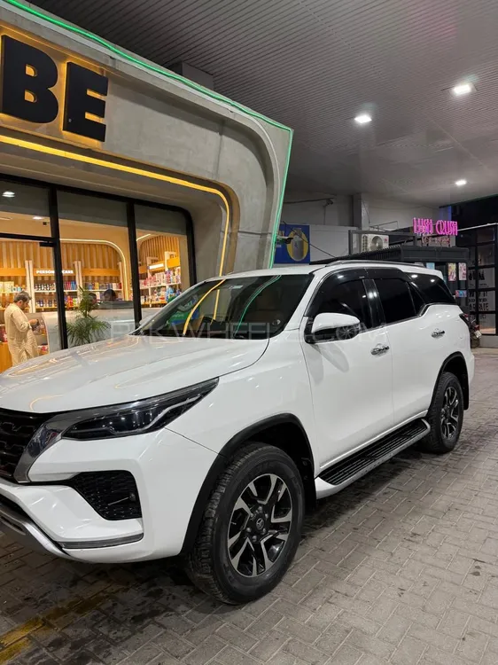 Toyota Fortuner 2022 for Sale in Karachi Image-1