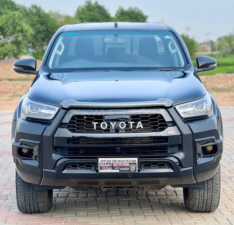 Toyota Hilux 2022 for Sale in Mian Wali Image-1