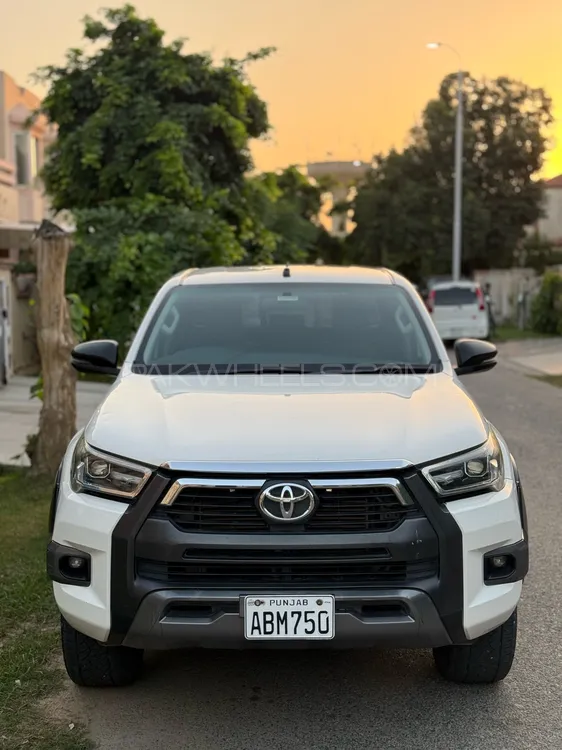 Toyota Hilux 2020 for Sale in Lahore Image-1