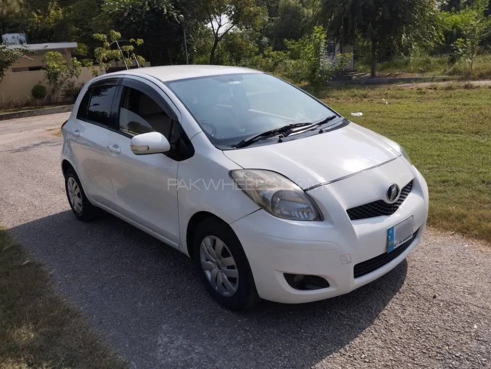Toyota Vitz 2007 for Sale in Islamabad Image-1