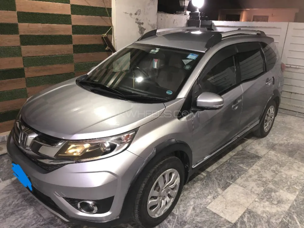 Honda BR-V 2017 for Sale in Lahore Image-1