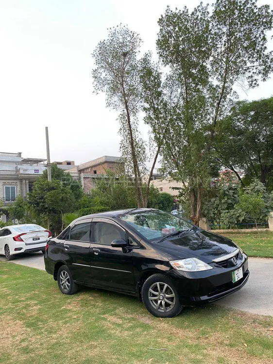 Honda City 2005 for Sale in Okara Image-1