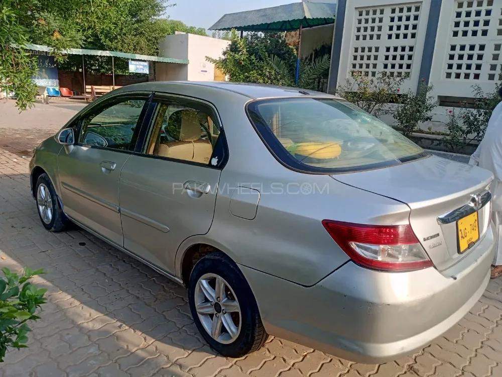 Honda City 2005 for Sale in Mandi bahauddin Image-1