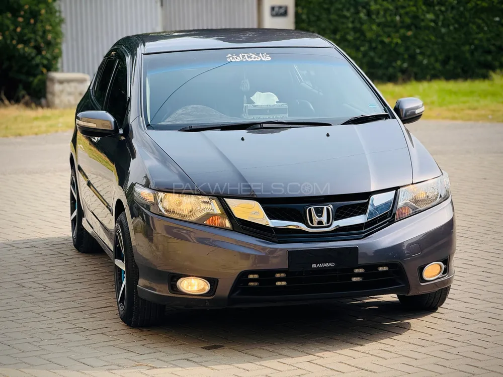 Honda City 2018 for Sale in Islamabad Image-1