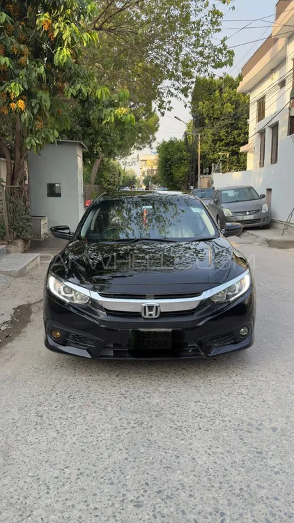 Honda Civic 2018 for Sale in Kharian Image-1