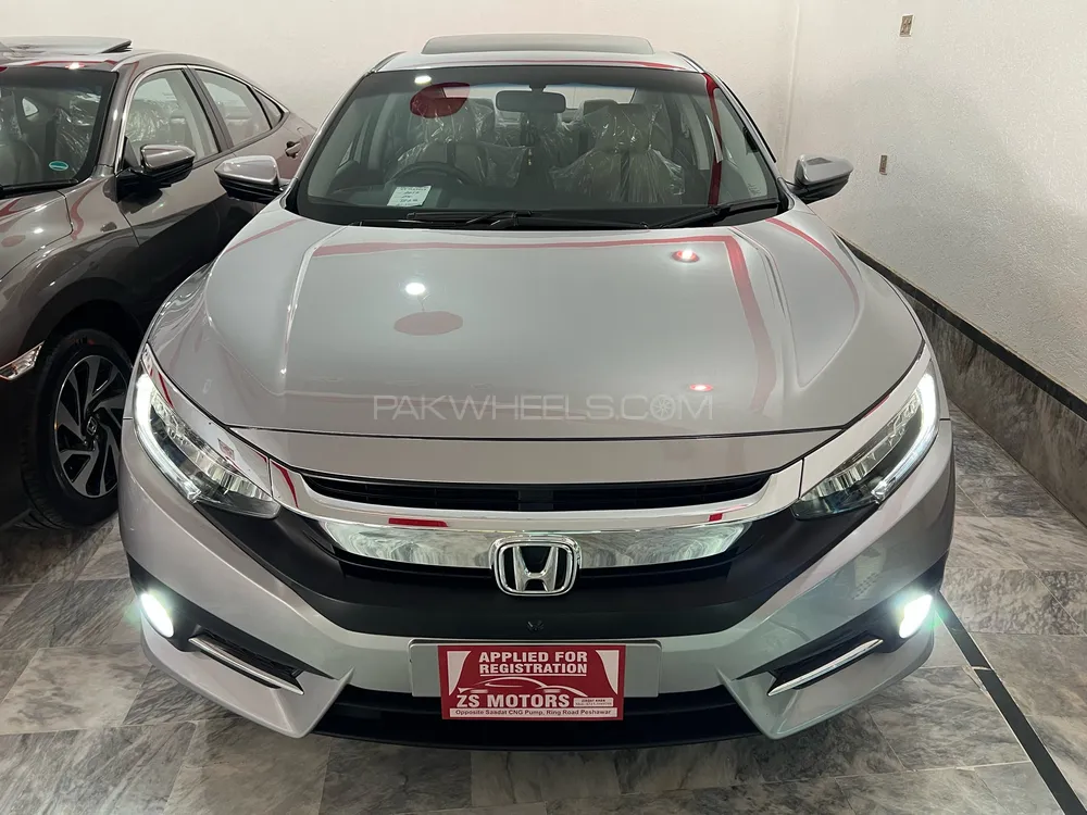 Honda Civic 2018 for Sale in Peshawar Image-1