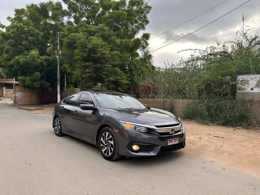 Honda Civic 2018 for Sale in Karachi Image-1