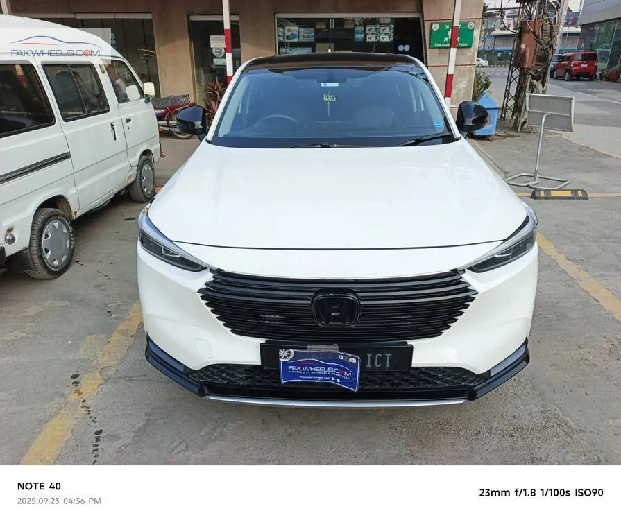 ہونڈا ایچ آر-وی 2022 for Sale in پشاور Image-1
