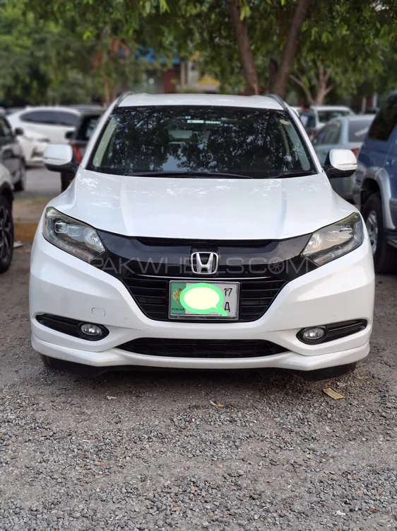 Honda Vezel 2015 for Sale in Islamabad Image-1
