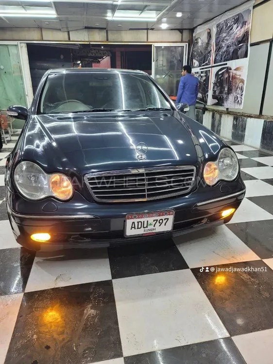 Mercedes Benz C Class 2000 for Sale in Islamabad Image-1