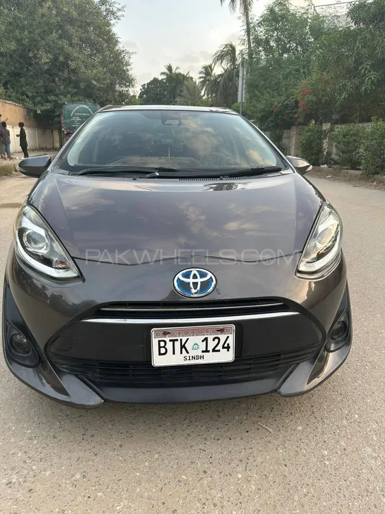 Toyota Aqua 2017 for Sale in Karachi Image-1