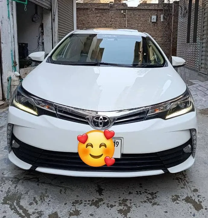 Toyota Corolla 2019 for Sale in Peshawar Image-1