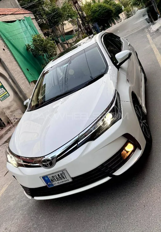 Toyota Corolla 2020 for Sale in Faisalabad Image-1