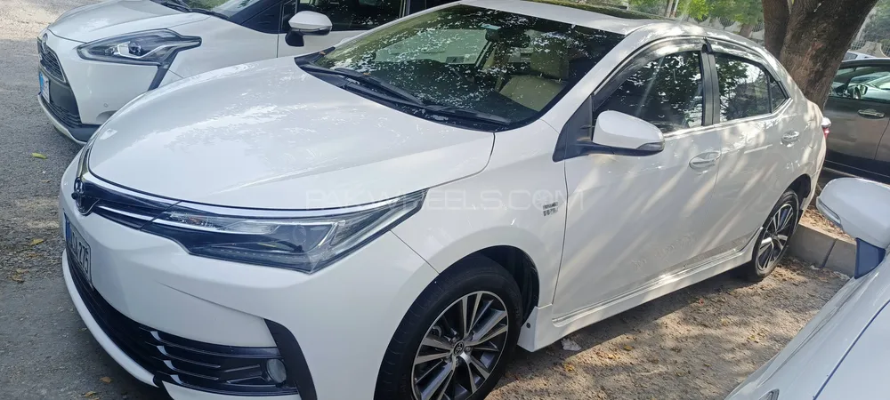 Toyota Corolla 2020 for Sale in Islamabad Image-1