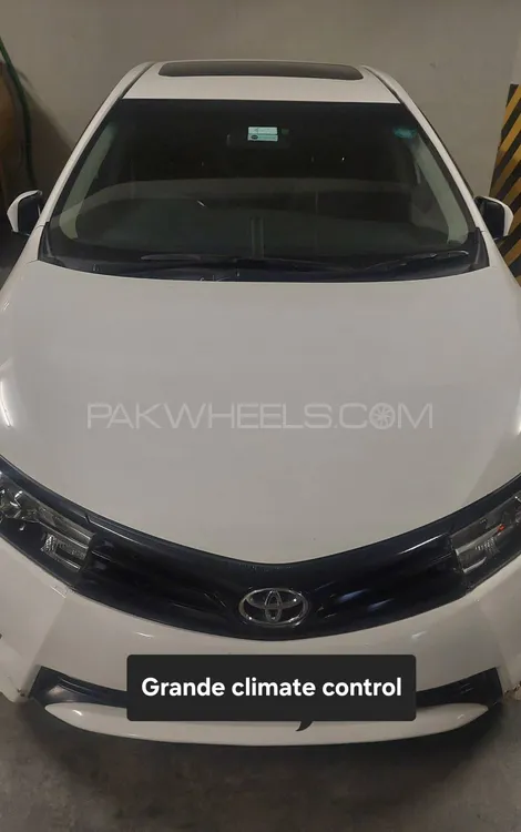 Toyota Corolla 2025 for Sale in Faisalabad Image-1