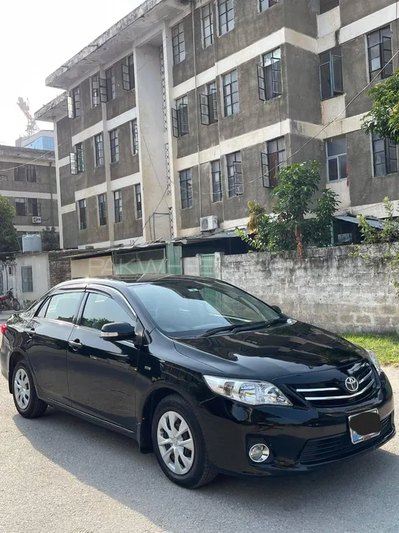 Toyota Corolla 2011 for Sale in Islamabad Image-1