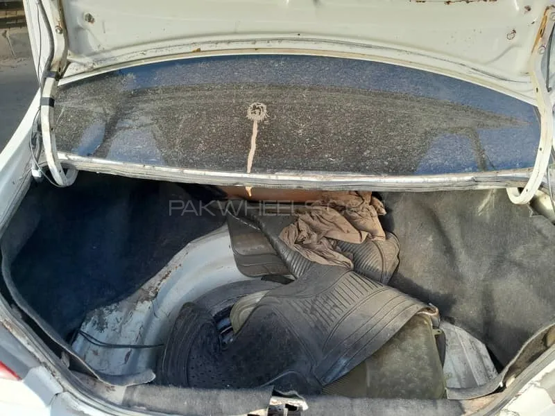 Toyota Corolla 2004 for Sale in Karachi Image-1