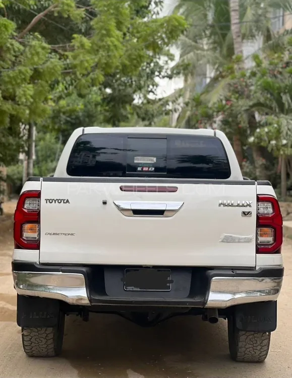 Toyota Hilux 2017 for Sale in Karachi Toyota Hilux 2017 for Sale in Karachi Image-5