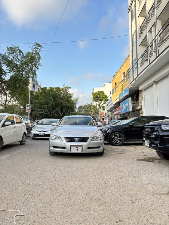 Toyota Mark X 2005 for Sale in Karachi Image-1