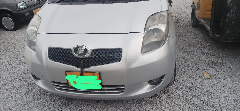 Toyota Vitz 2005 for Sale in Quetta Image-1