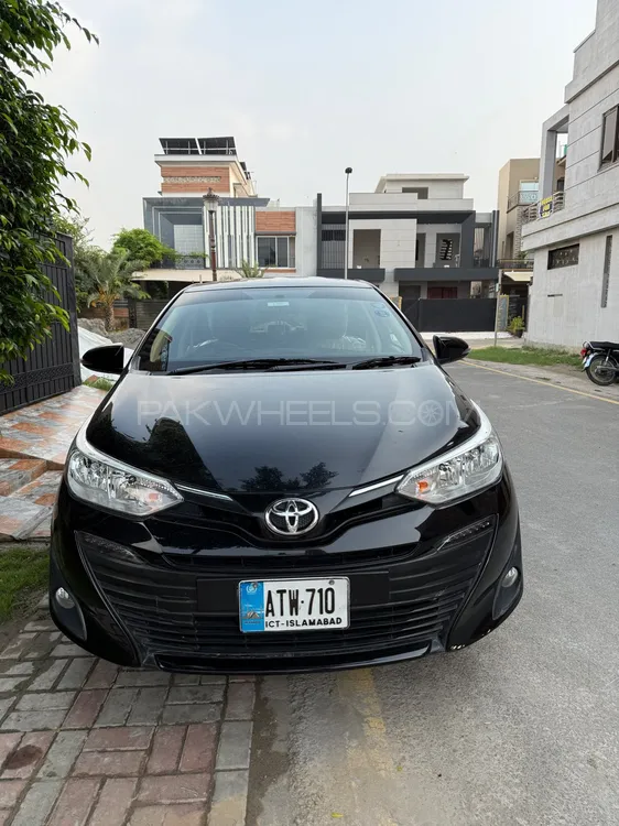 Toyota Yaris Sedan 2021 for Sale in Lahore Image-1