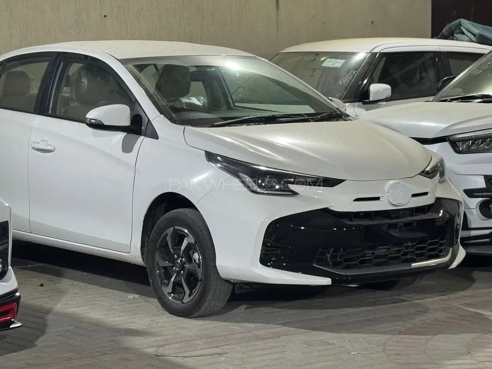 Toyota Yaris Sedan 2025 for Sale in Karachi Image-1