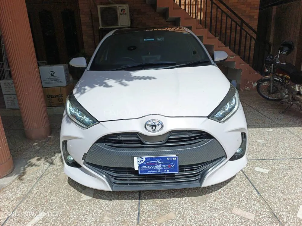Toyota Yaris Hatchback 2020 for Sale in Multan Image-1