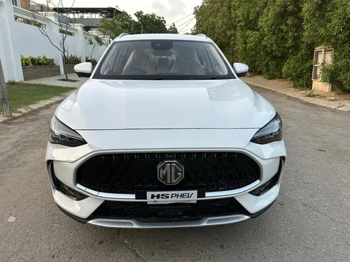 MG HS PHEV 2025