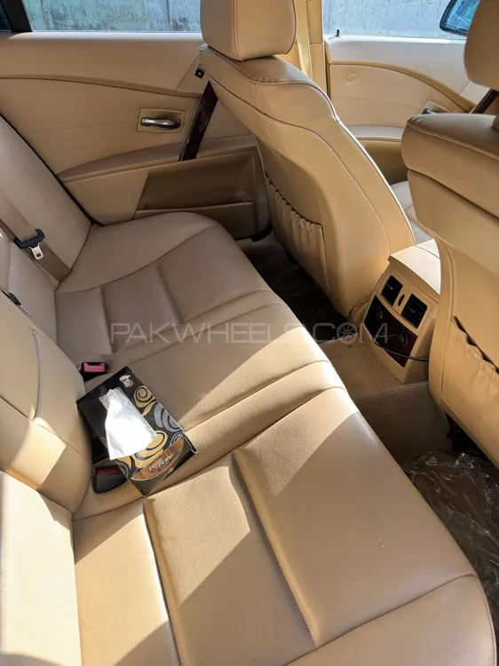 بی ایم ڈبلیو 5 سیریز 2007 for Sale in لاہور بی ایم ڈبلیو 5 سیریز 2007 for Sale in لاہور Image-6